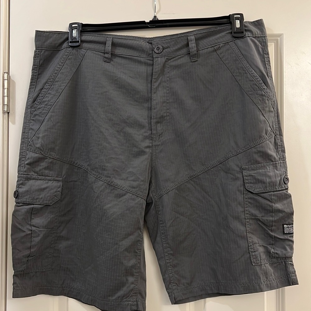 Matix men’s cargo shorts